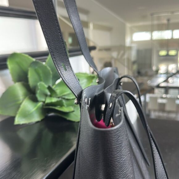 Rebecca Minkoff Genuine Leather Shoulder Tote Adjustable Snap Closure Spacious - Picture 10 of 12